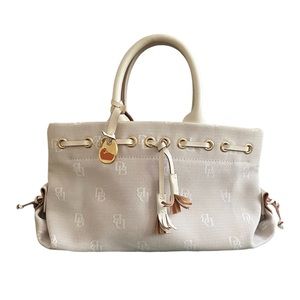 *SOLD* Authentic Y2K Dooney & Bourne designer purse
